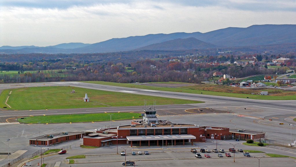 Roanoke Airport Old Airport Terminal The old terminal an… Flickr