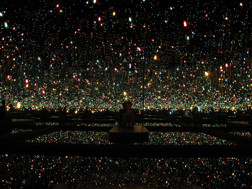 Infinity Infinity Mirror Room Fireflies on the Water, 20… Flickr