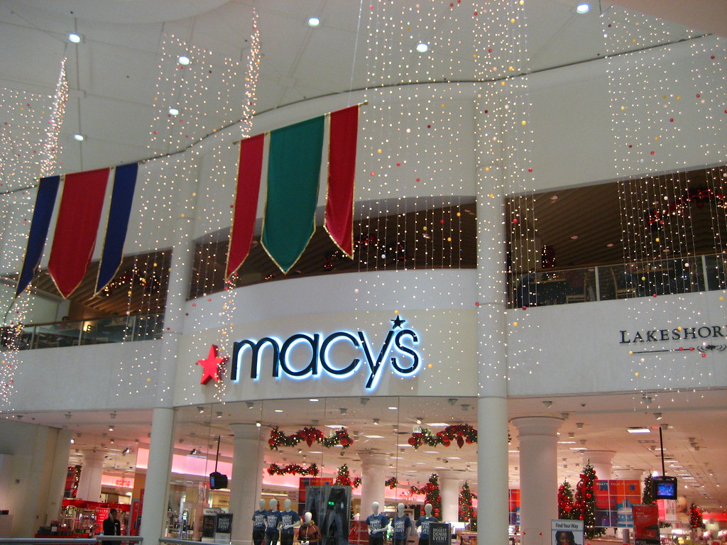 Macy's Oakland Mall The Macy's at Oakland Mall just after … John