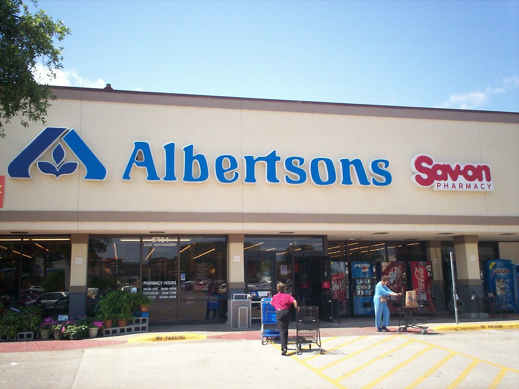 Albertsons LLC Albertsons on Mockingbird Lane in Dallas, T
