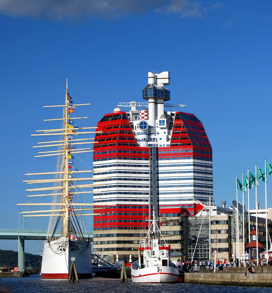 Lipstick Building, Gothenburg, Sweden 08 (50) Skanskaskrap… Flickr