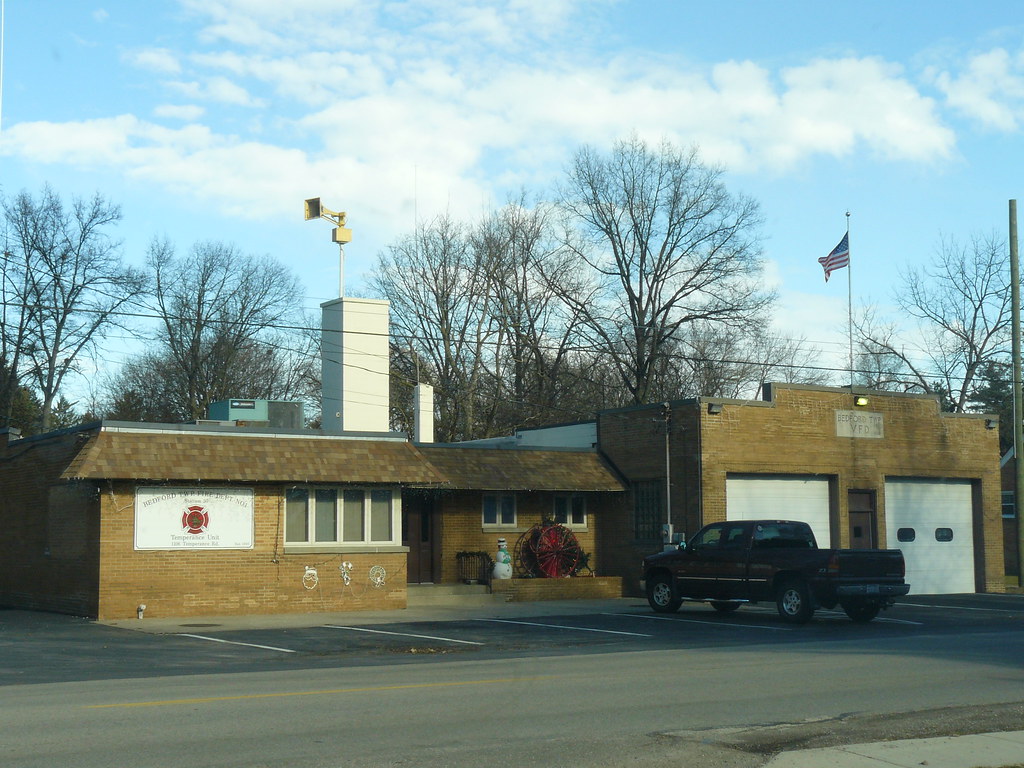 Bedford Twp Fire Department Thunderbolt 1003 in Temperance… Flickr