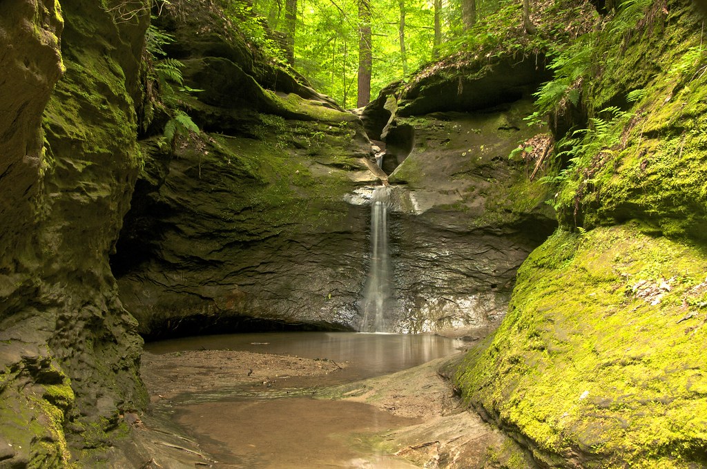 Punch Bowl Punch Bowl, a glacial pothole at Turkey Run Sta… Flickr