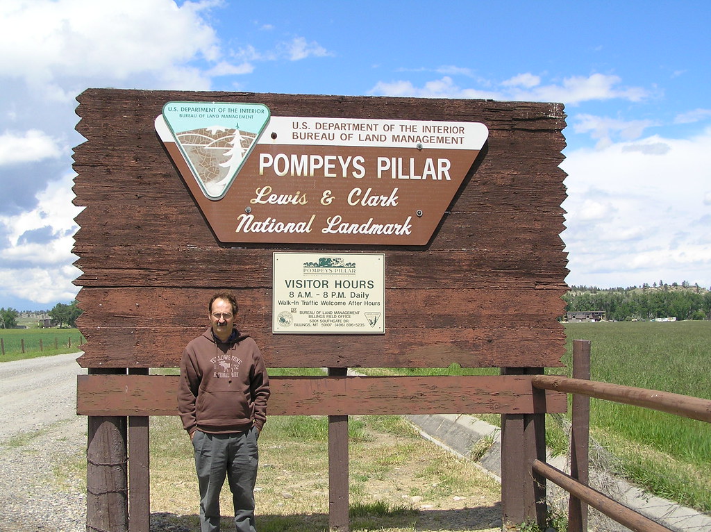Pompey's Pillar, MT Pompeys Pillar National Monument is lo… Flickr