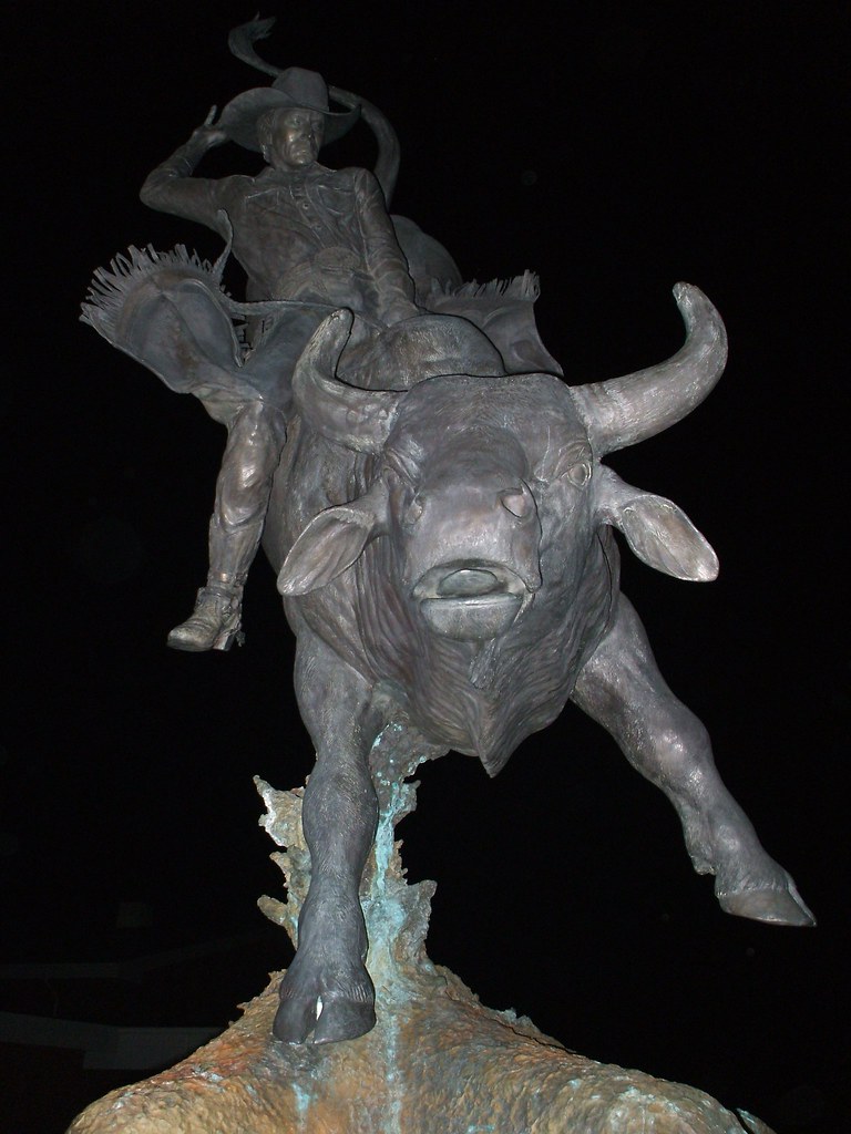 Lane Frost Memorial Statue of famous bull rider Lane Frost… Flickr