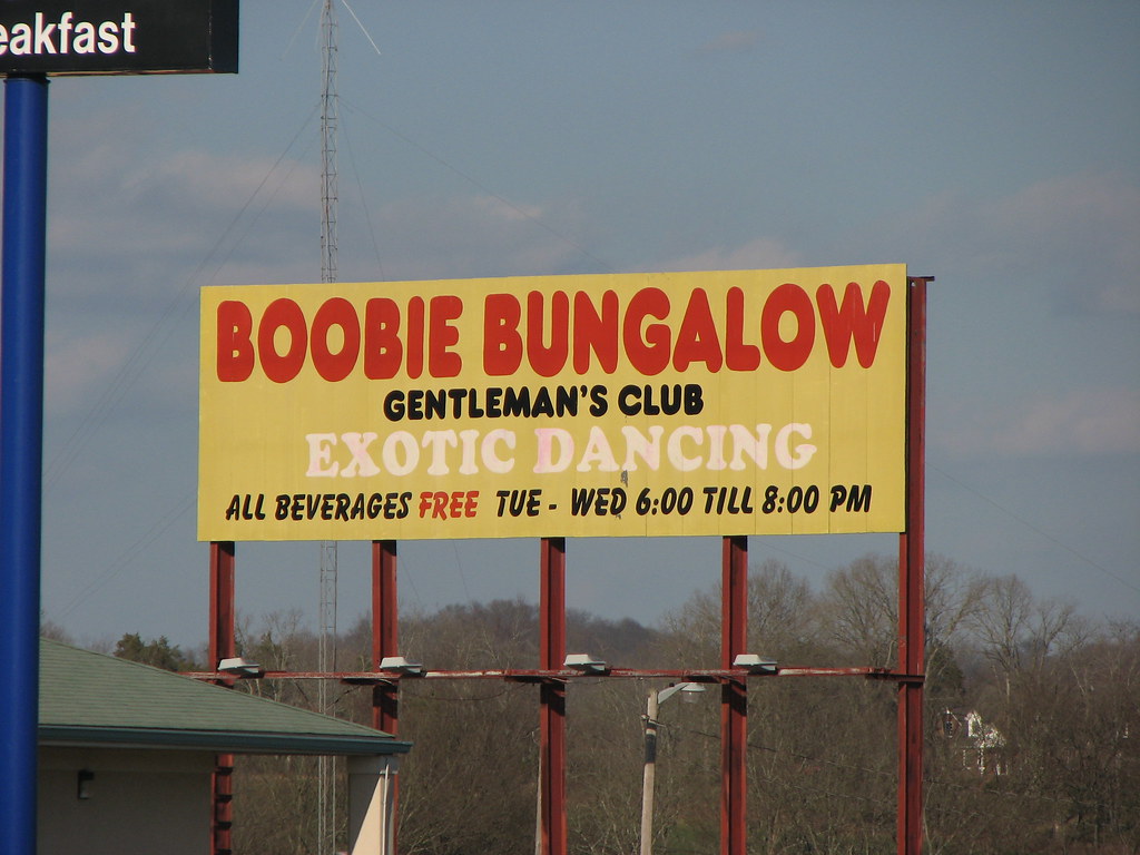 Elkton, Tennessee Boobie Bungalow Sign Woot! We made it!… Flickr