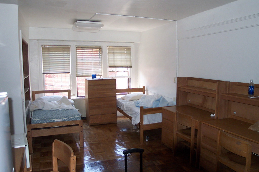 Dorm room at Washington University daniel.vydra Flickr
