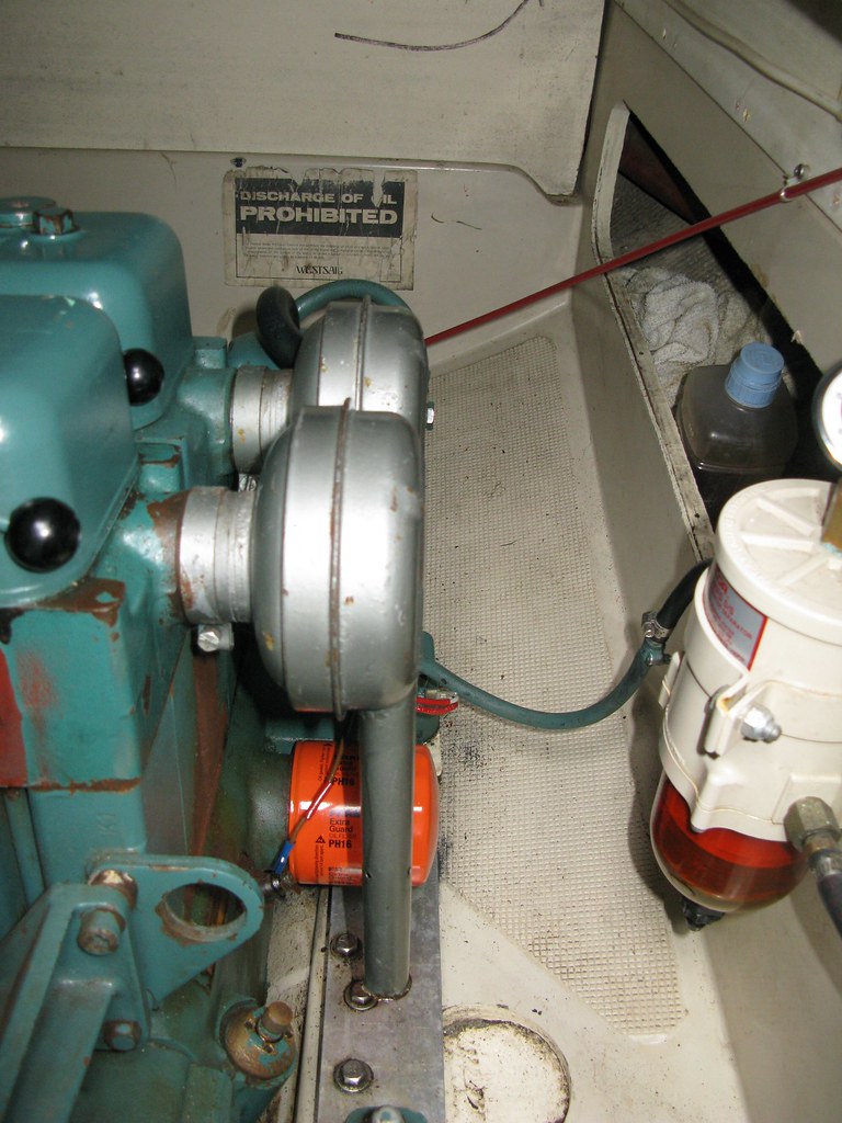 Oil Change on a Volvo Penta MD11C Marine Diesel Oil pump a… Flickr