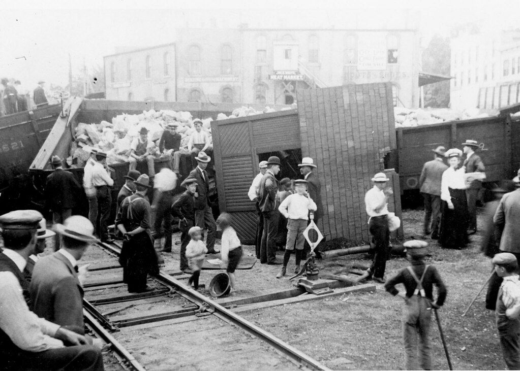 Train Wreck 1904 This photo is of the aftermath of a train… Flickr