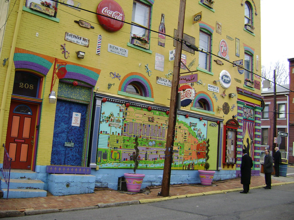 Randyland This was the first time I used a tripod on an an… Flickr