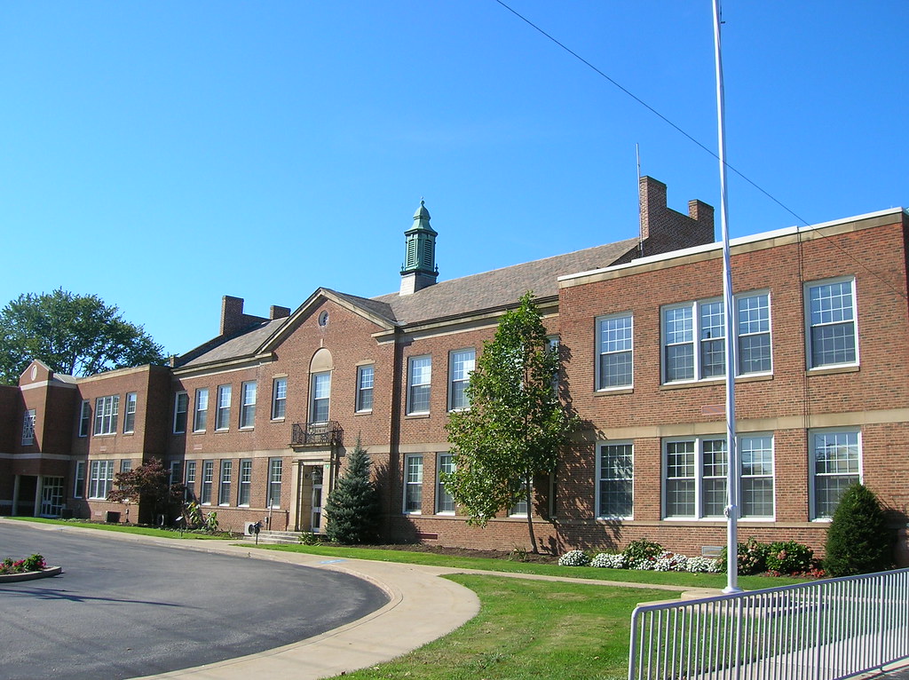 101208 Cuyahoga Heights School 2Cuyahoga Heights, Ohio … Flickr