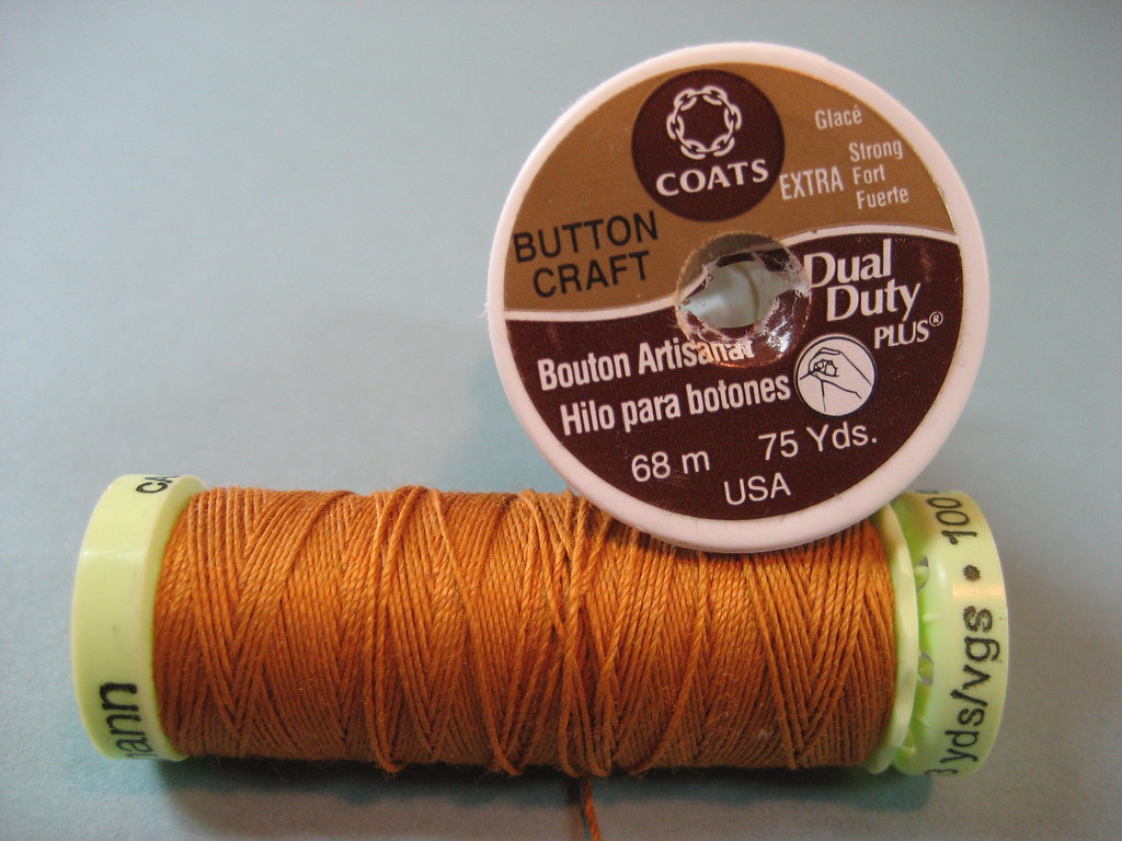 Topstitching and Button/Craft Thread Use topstitching thr… Flickr