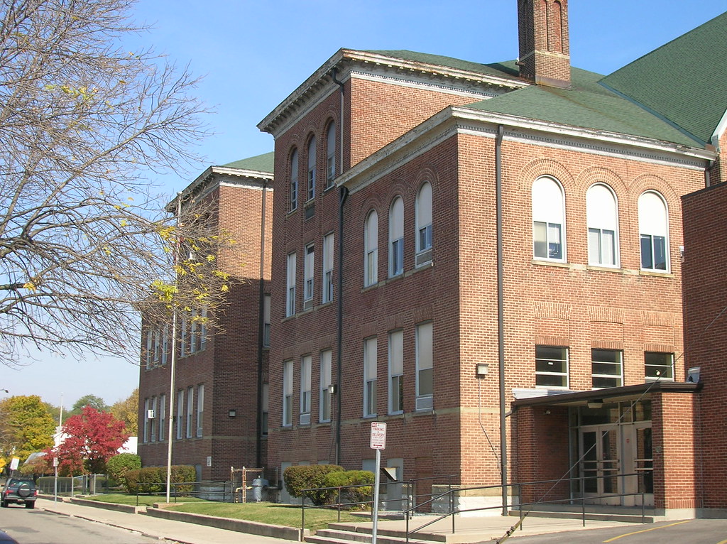 110108 Allen District SchoolDayton, Ohio (17) Aaron Turner Flickr