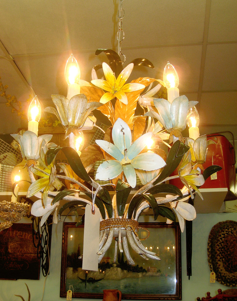 Vintage Tole Chandelier My Booth at the Agoura Antique Mar… Flickr