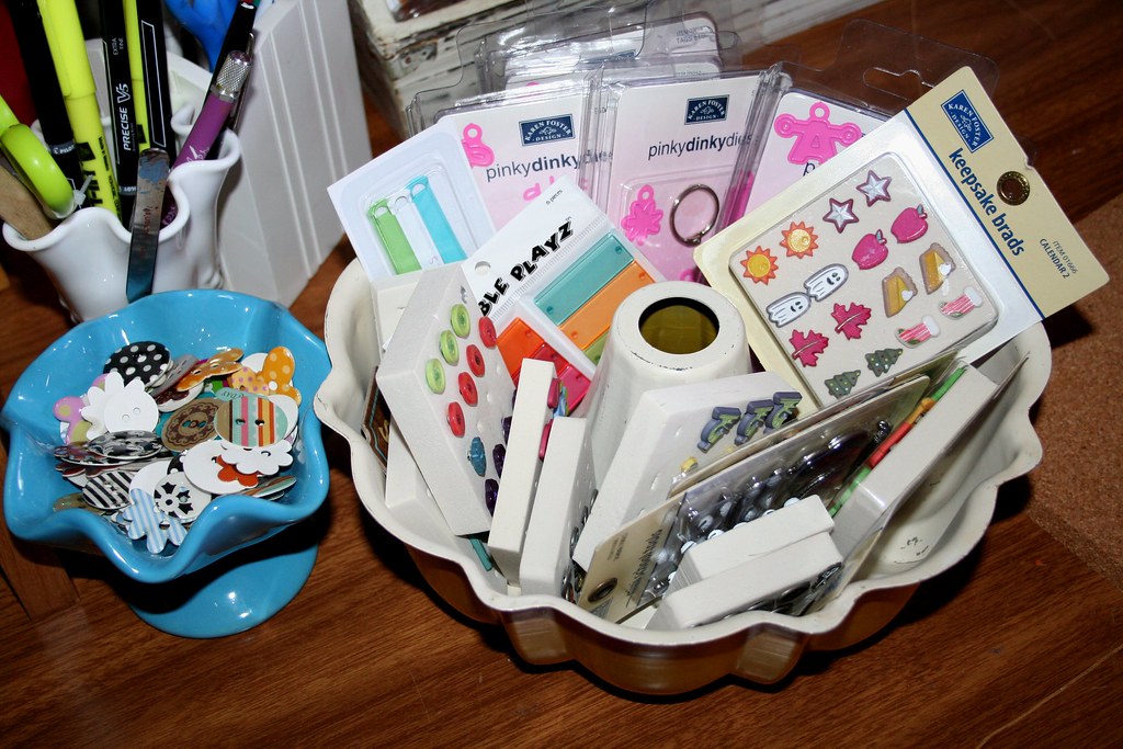 Repurposed Storage Bundt Pan holds miscellaneous embellis… Flickr