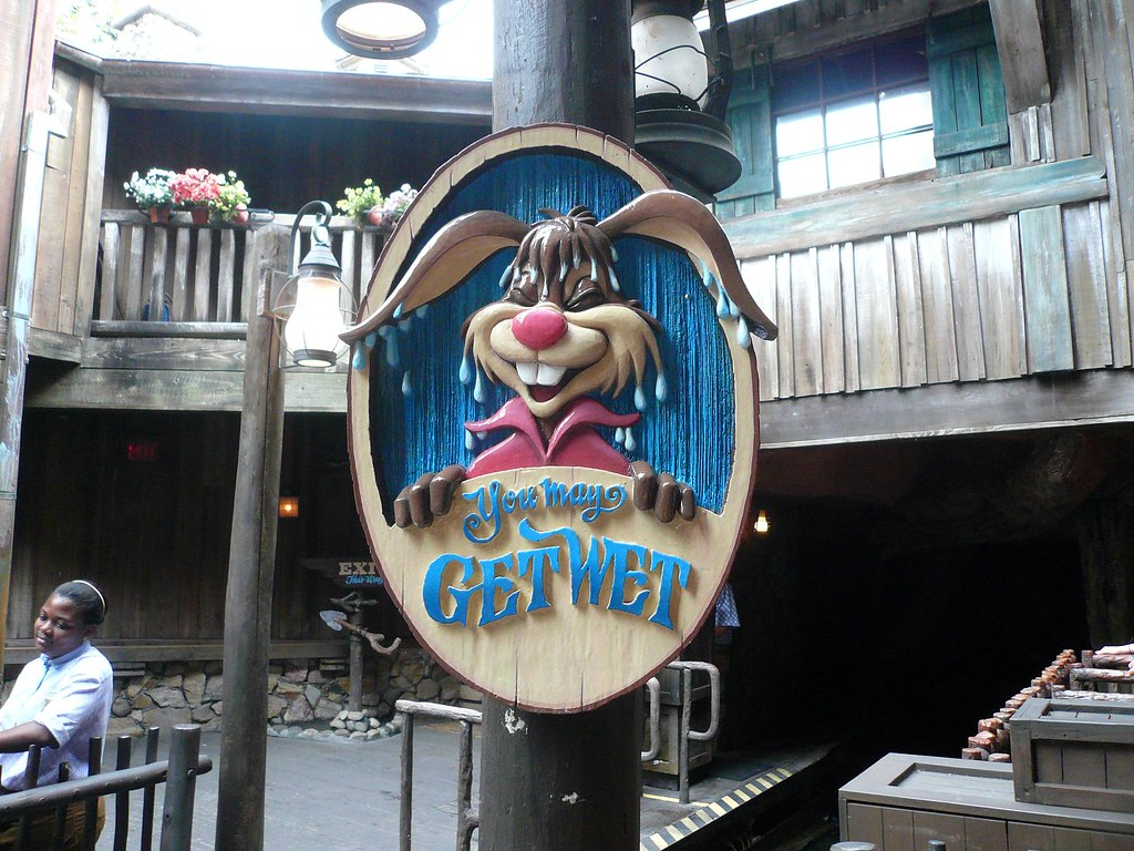 You May Get wet Sign Splash Mountain Frontierland Magic Ki… Flickr