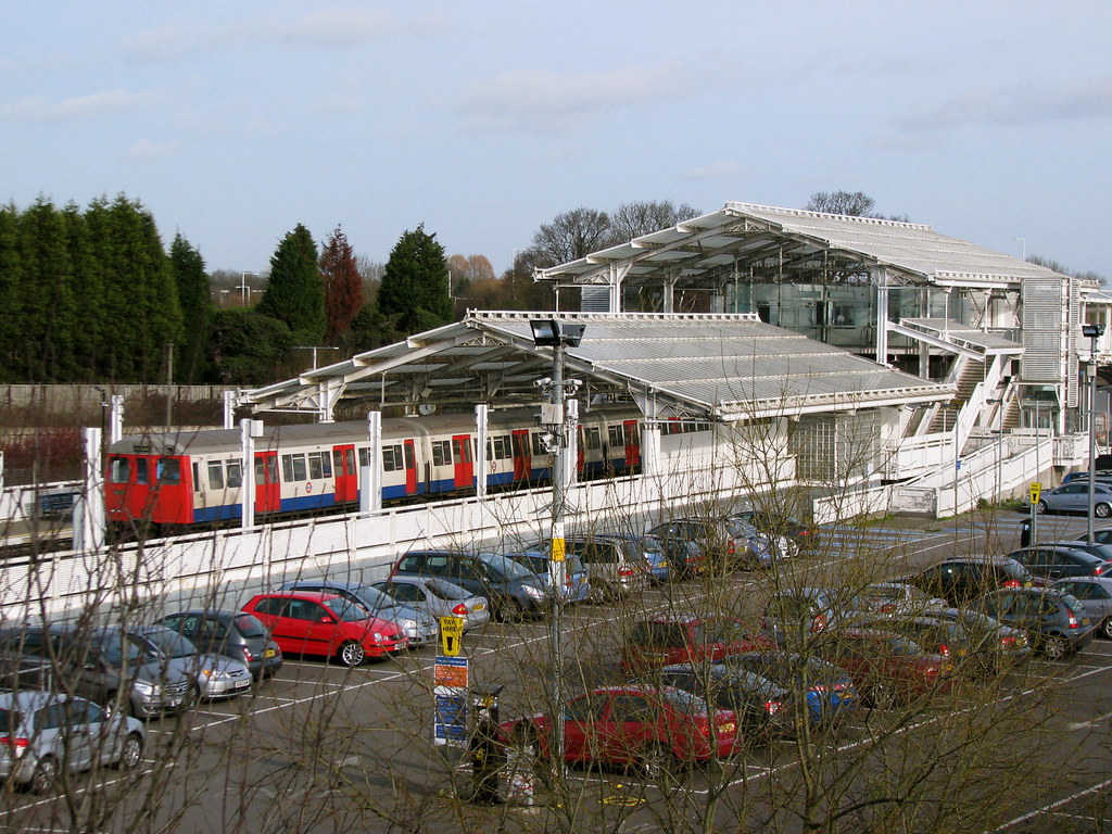 Hillingdon Station 1 Terterian Flickr