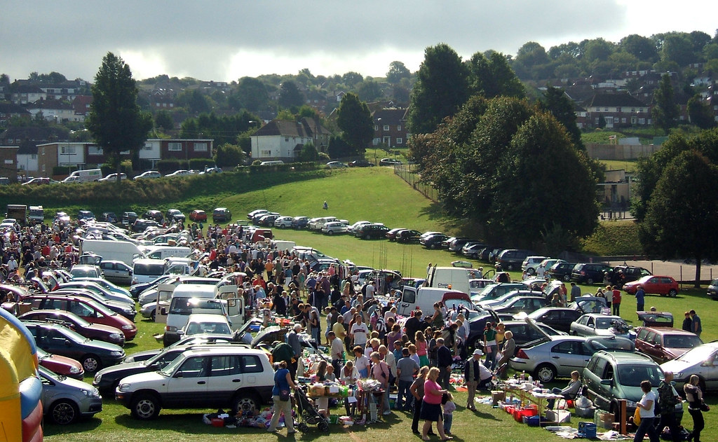Car Boot Sale Car Boot Sale on a Sunday morning in Holling… Flickr