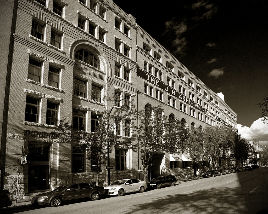 Ashdown Warehouse Bannatyne Avenue, Winnipeg, Manitoba (18… Bryan