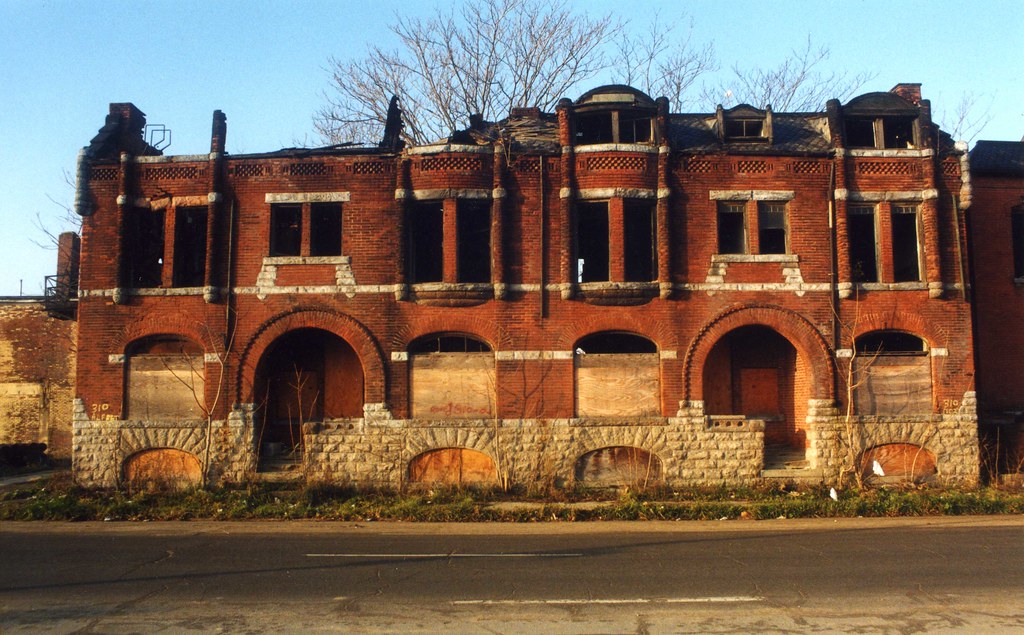 Brush Street Apartments, Brush Park, Detroit 2001 On our f… Flickr