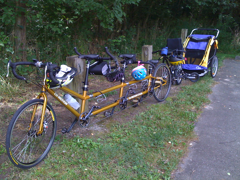 5person tandem bike 3seater, extension, and a trailer. G… Flickr