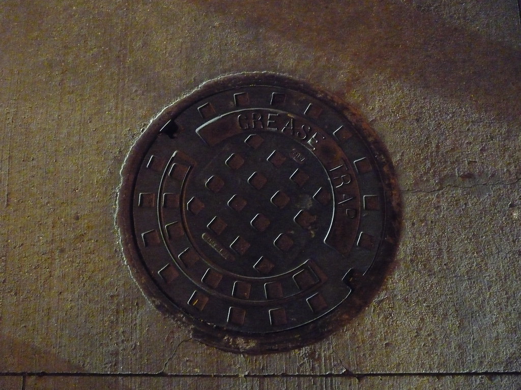 Grease Trap Actual sewer lid. Grand and Rush. Andrew Reilly Flickr