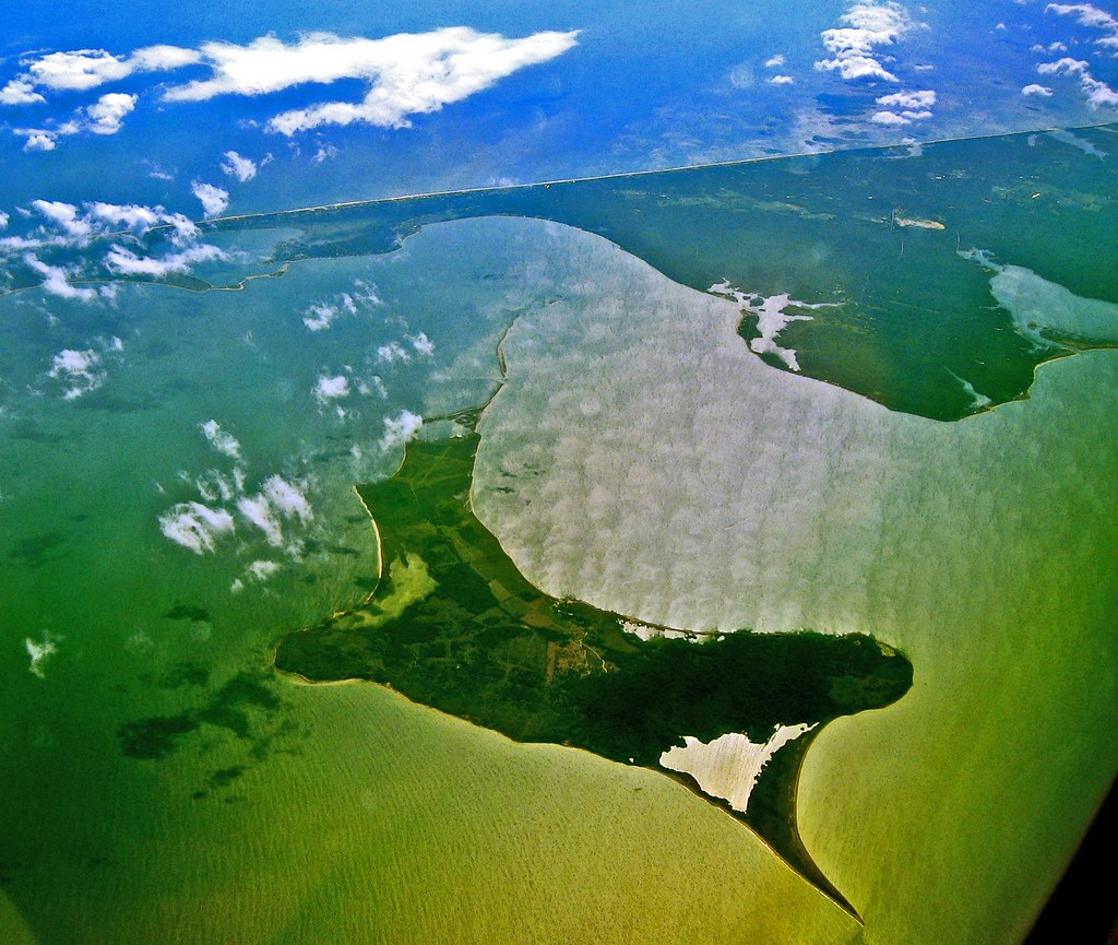 Gardiners IslandNew York Flight AA 199 Milan MXP New York… Flickr