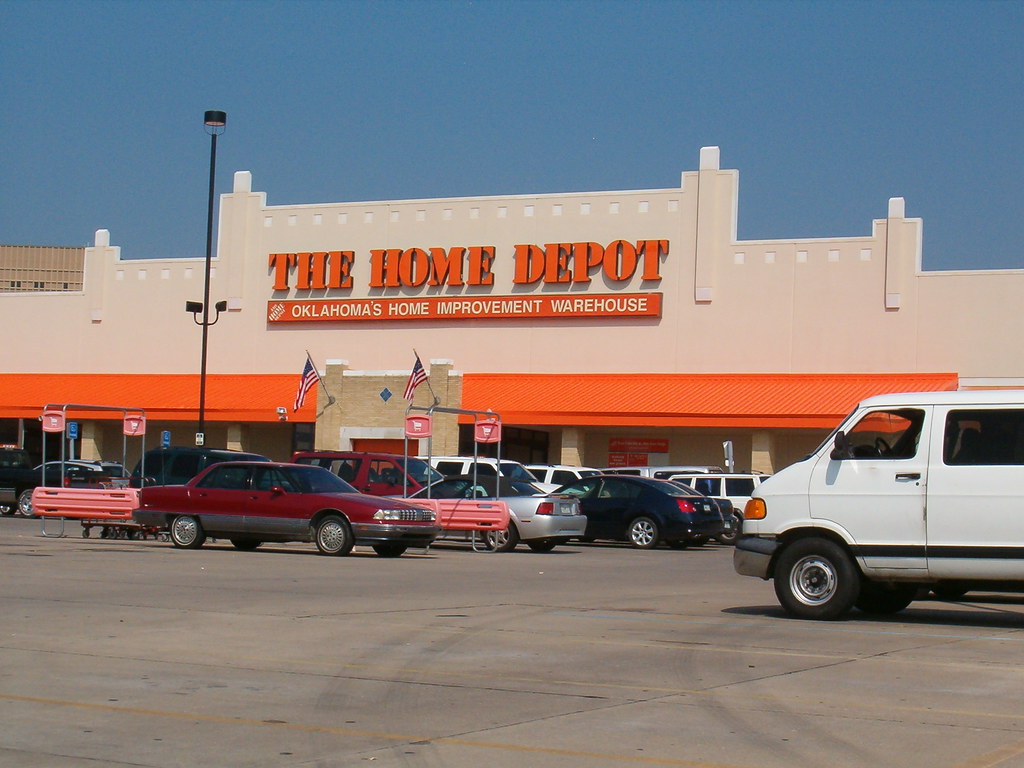 Home Depot downtown Tulsa The infamous Home Depot of downt… Flickr
