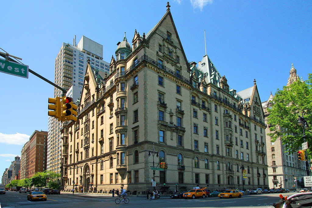 Dakota House Ed Sharar Flickr