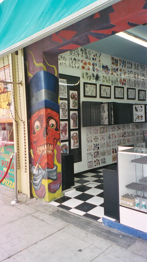 tattoo shop venice beach Vivianne Robinson Flickr