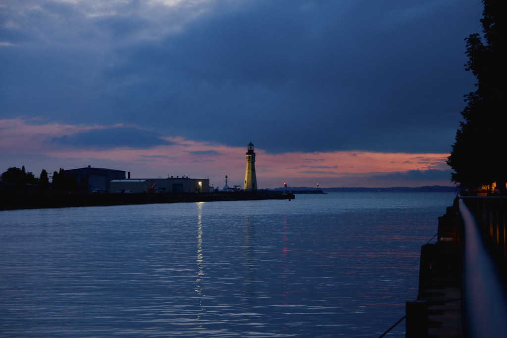 Lake Erie Buffalo Lake Erie phvolmer Flickr