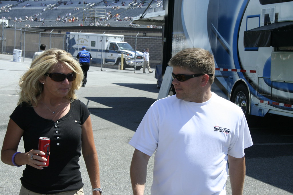 Bobby Hamilton, Jr. Bobby Hamilton, Jr and his wife, at Do… Flickr