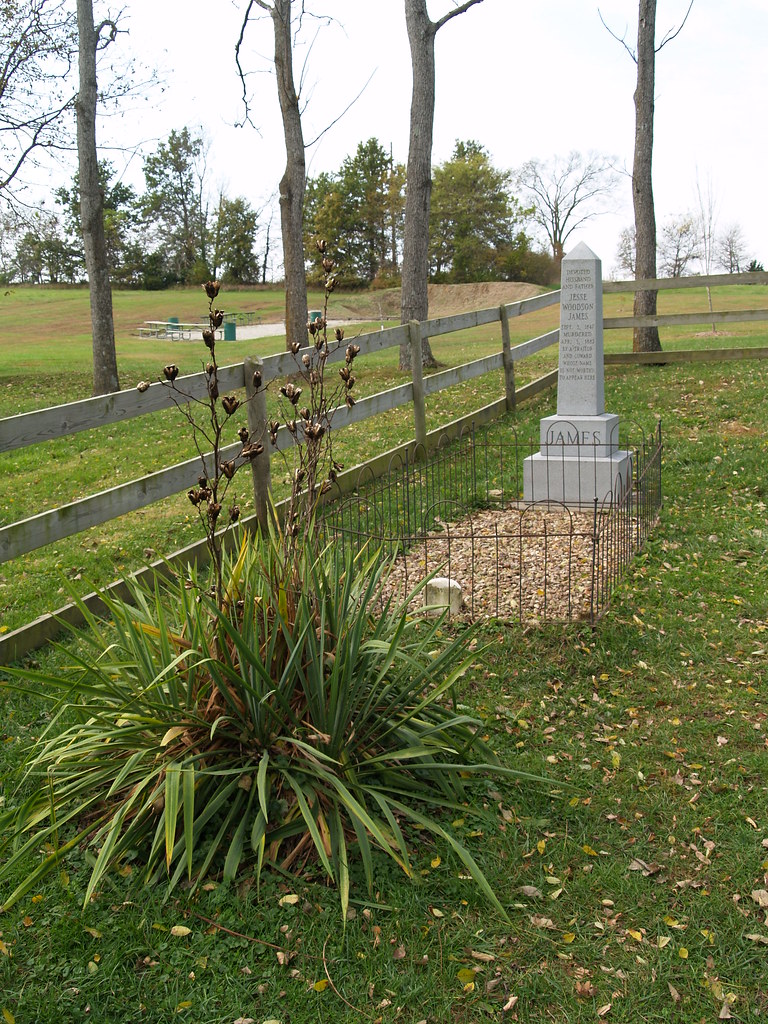Jesse James Original Gravesite The original site of Jesse … Flickr