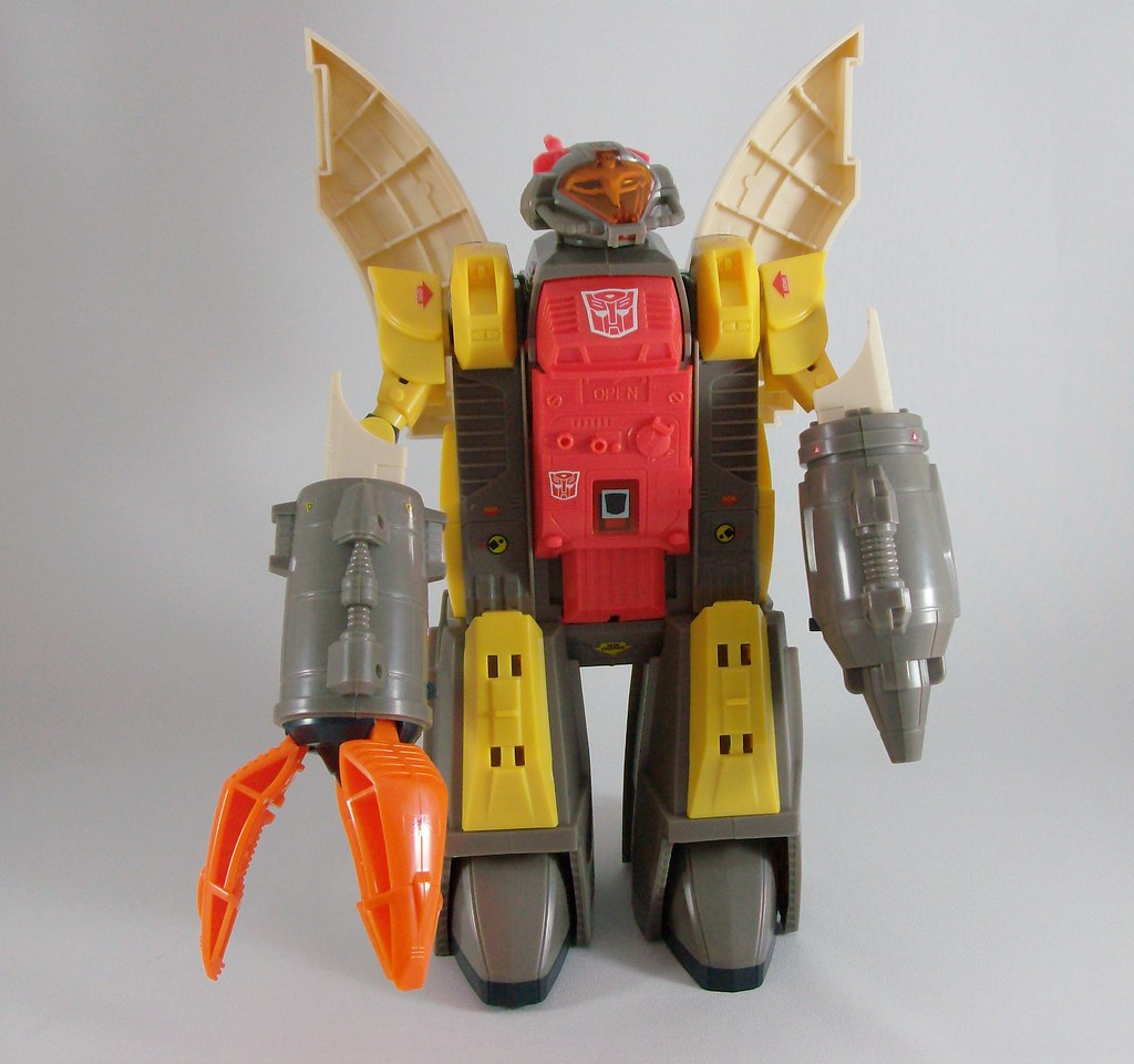 Transformers Omega Supreme G1 Encore Reissue modo robot Flickr