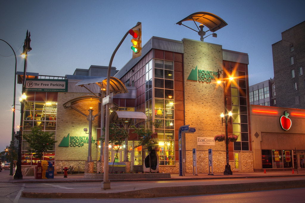 Mountain Equipment Coop Portage Avenue, Winnipeg, Manitoba… Flickr