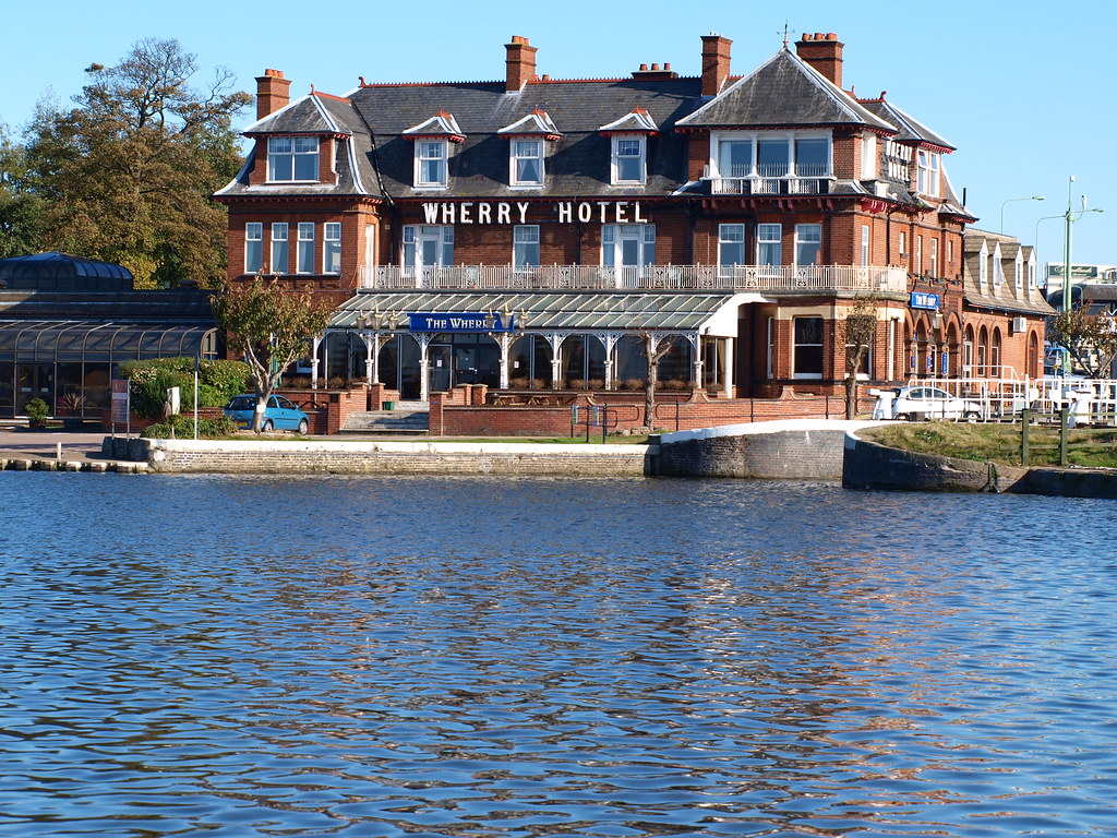 Oulton Broad Wherry Hotel, Lowestoft, Oulton Broad mx caz Flickr