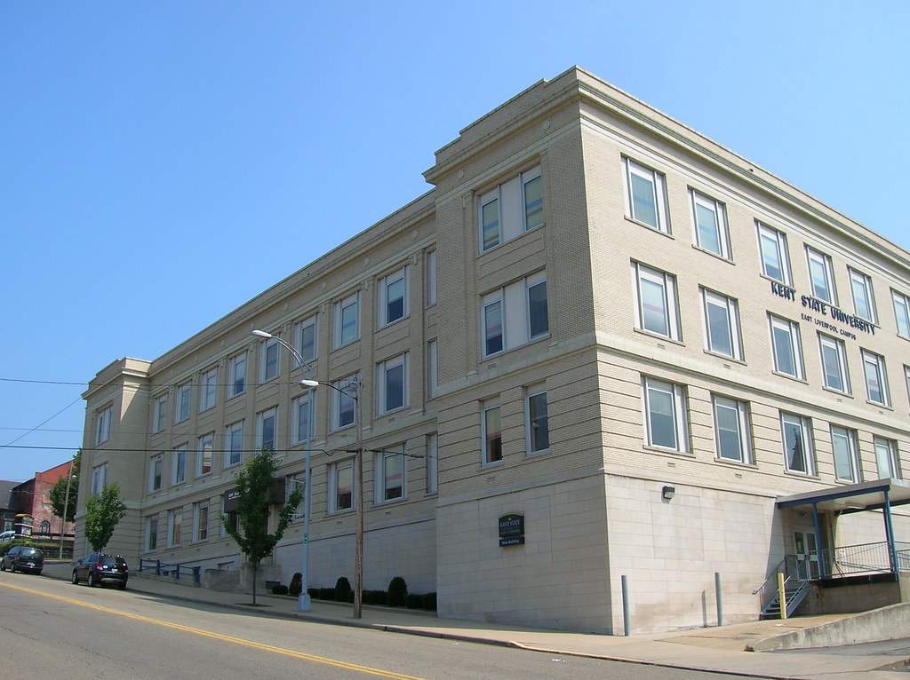 082108 East Liverpool High School 2East Liverpool, Ohio… Flickr