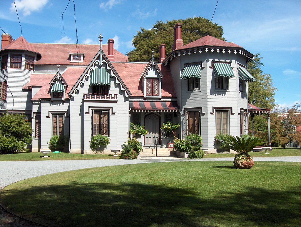 Kingscote Mansion in Newport, Rhode Island 20080915 justmecpb Flickr