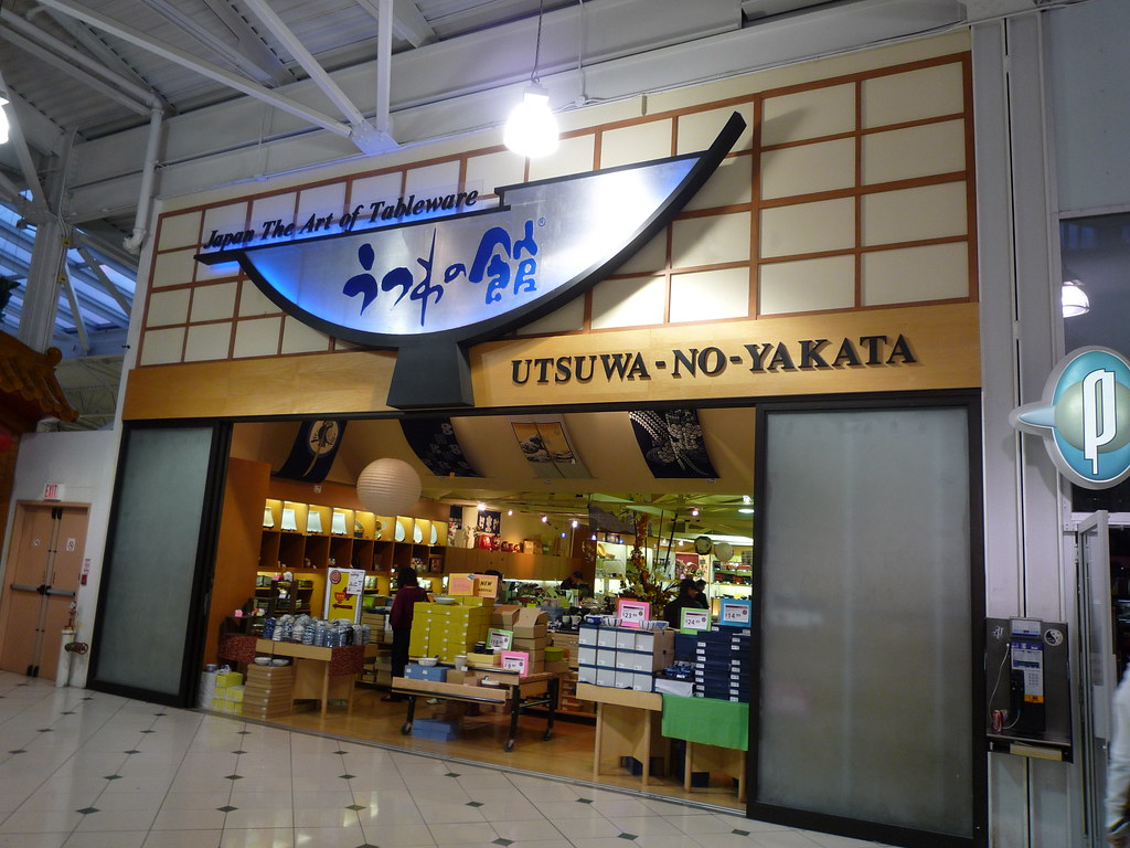 Japanese tableware store, Utsuwa no Yataka! "UtsuwaNoYak… Flickr