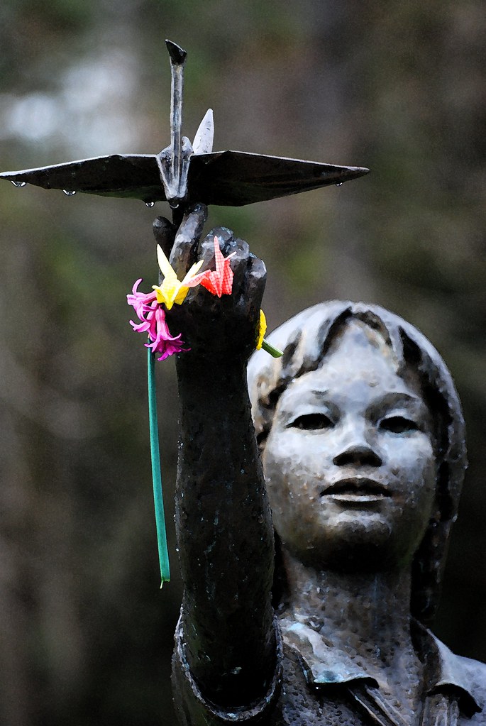 Statue of Sadako Sasaki in Seattle Peace Park Statue of Sa… Flickr