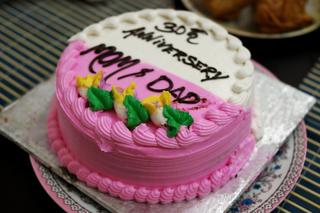 Happy Anniversary! Cake for Mom and Dad's 30th wedding ann… Flickr