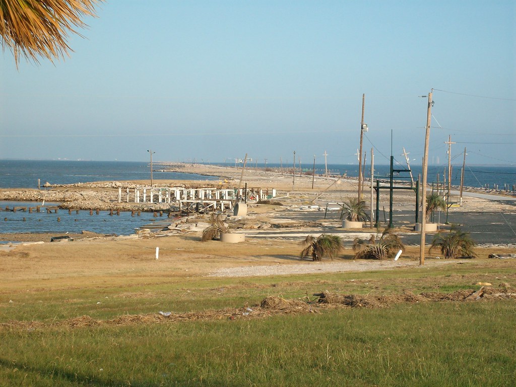 The Texas City Dike (Post Ike) Every structure and much of… Flickr