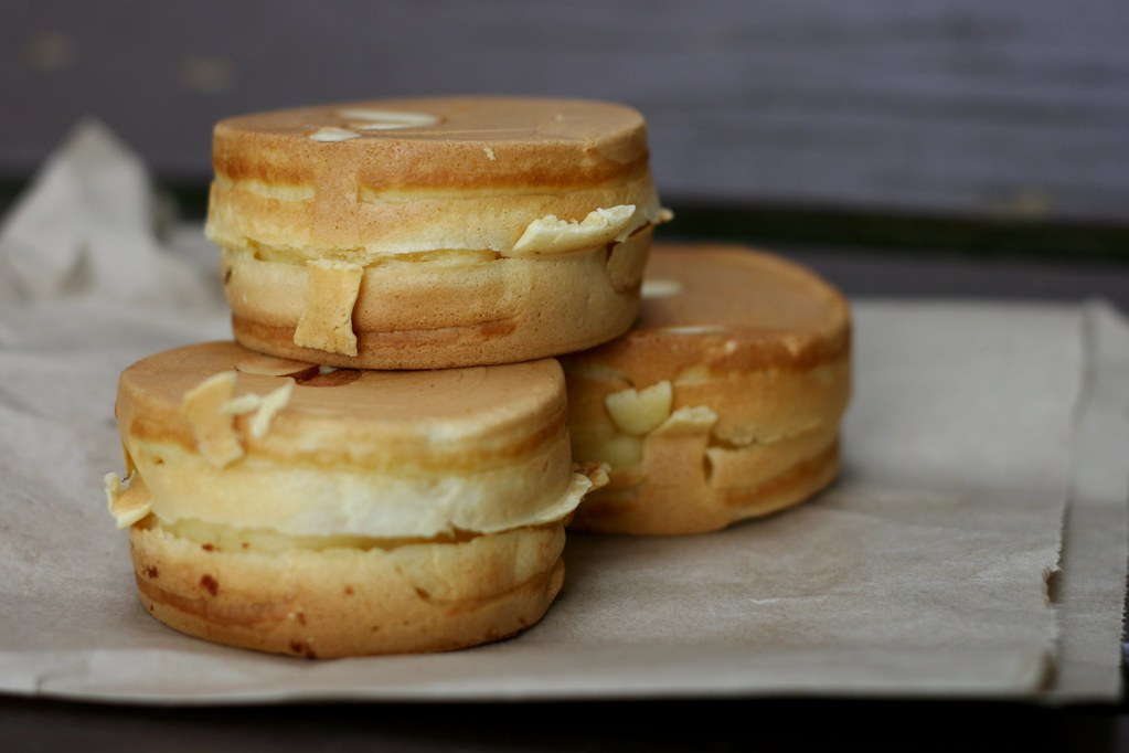 Taiwan Wheel Cakes Jaime Carter Flickr