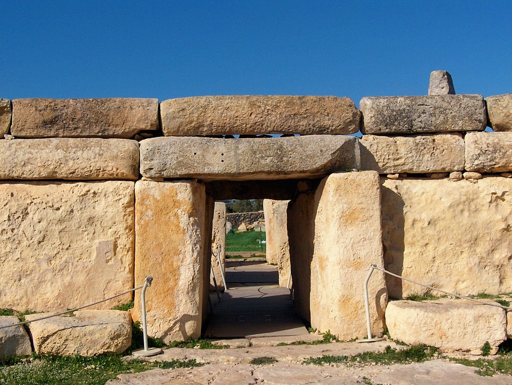 Hagar Qim, Neolithic Temple; Malta The temple of Hagar Qim… Flickr
