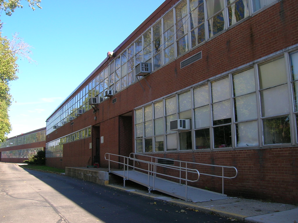 101108 Maple Heights Junior High SchoolMaple Heights, Oh… Flickr