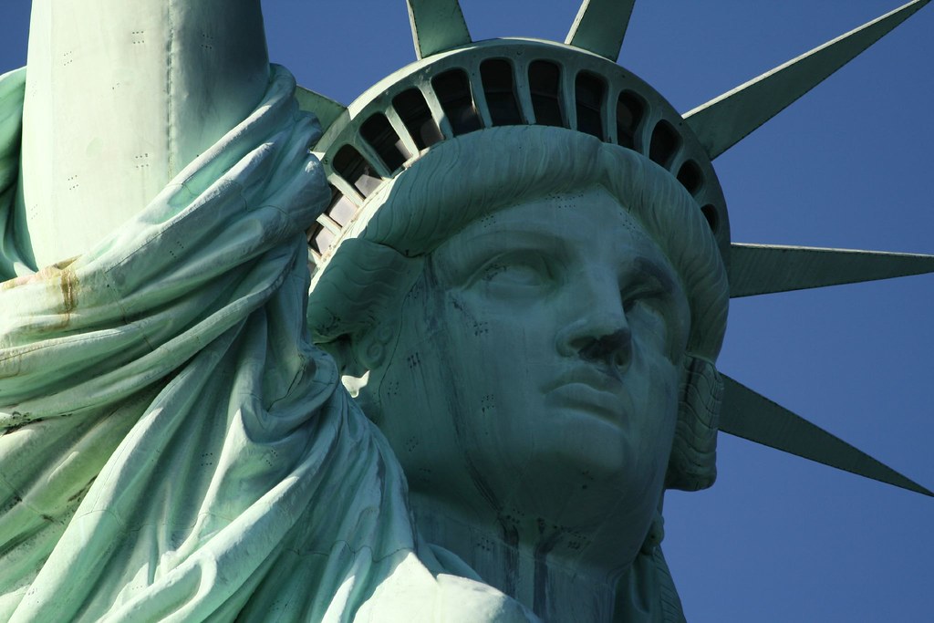 statue of liberty head Bobby Kwan Flickr