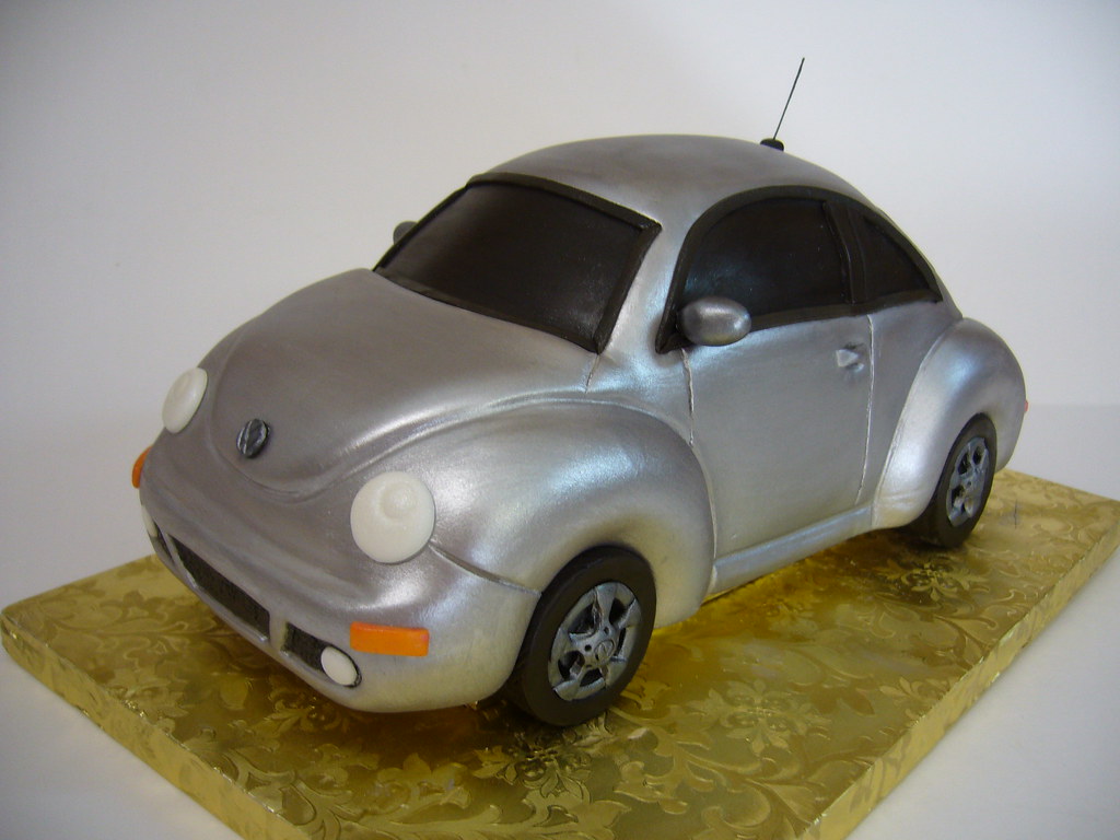 VW Beetle cake Made as a birthday cake for someone who own… Flickr