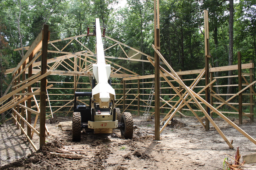 Pole Barn With Scissor Trusses