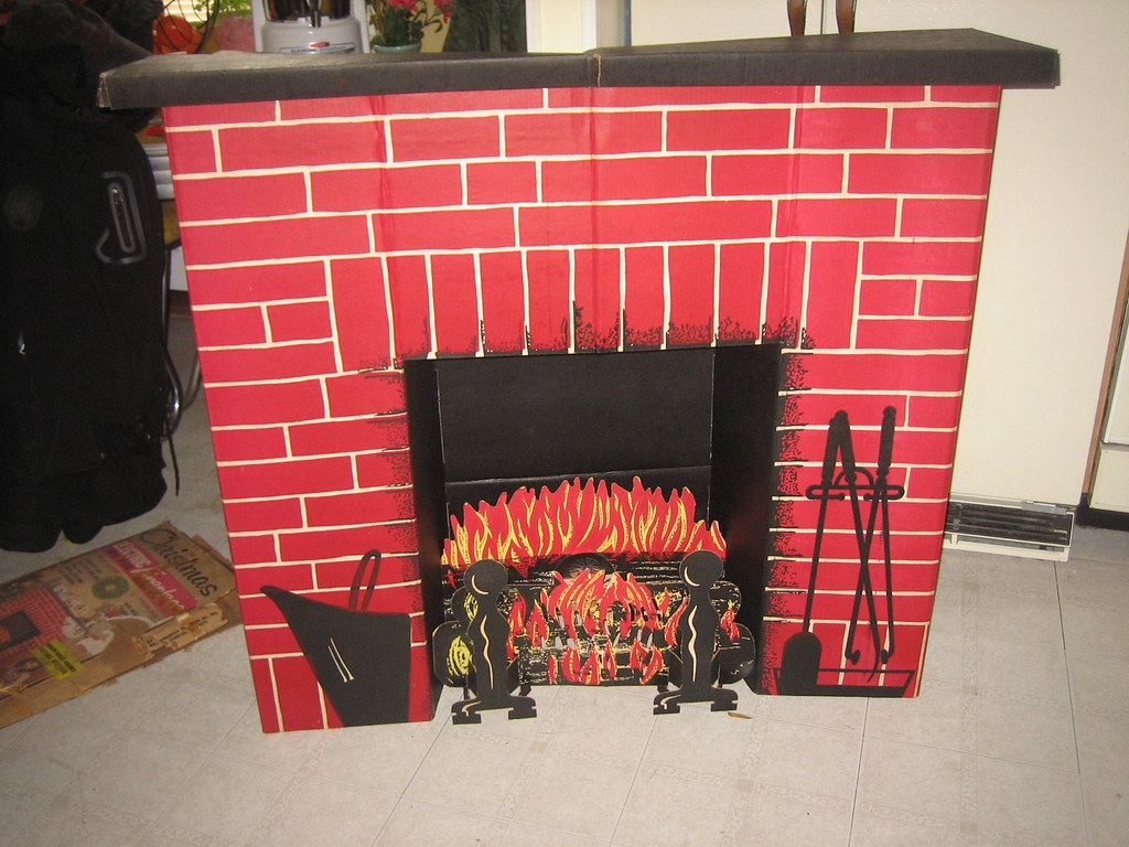 Outstanding How To Make A Fireplace Out Of Cardboard 2023