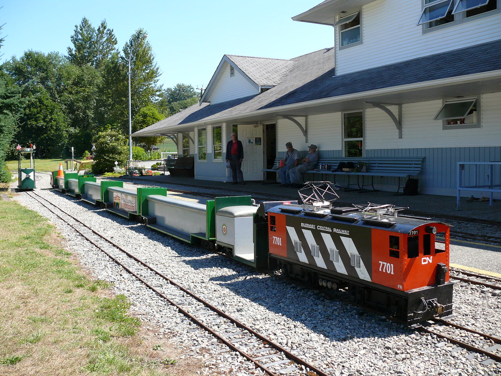 Miniature Trains At Confederation Park in Burnaby, British… Flickr